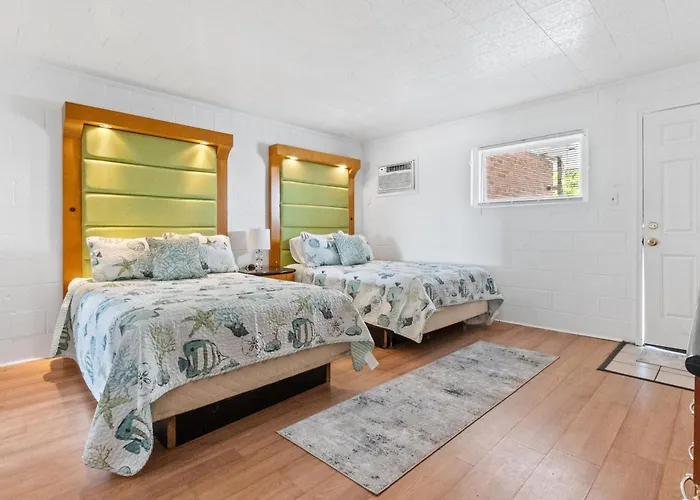 2 Bed1 Bath On The Boardwalk By The Inlet Apartment *