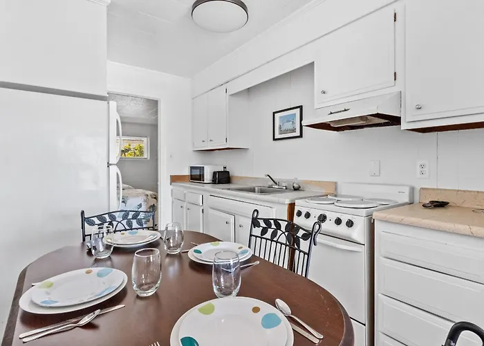 2 Bed1 Bath On The Boardwalk By The Inlet Apartment *
